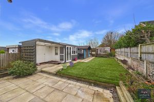 Photo 25- click for photo gallery